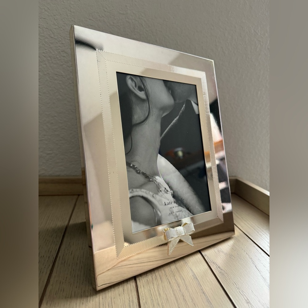 Kate Spade New York Grace Avenue 5x7 Picture Frame with Bow, Silver